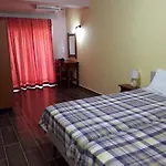 Petasos 1 *
