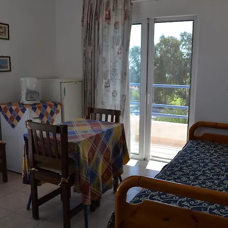 Apartment Petasos 1 *